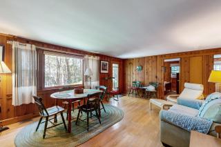 Pickerel Cove Cottage - Mashpee - 8