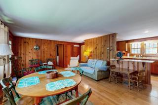 Pickerel Cove Cottage - Mashpee - 6