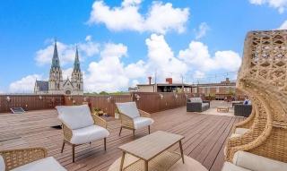 Sky Suite at 300 Drayton - Savannah - 4