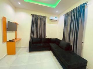 West Wing hotel and apartment - 8