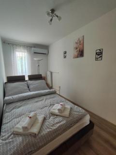 Hegin Ajtósi Apartman - Pécs - 6