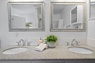 Lux Sunny Family Paradise with Heated Pool and King Bed - Largo - 1