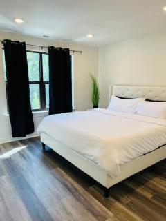 Vacation Home in CLT King and 3Q - 4