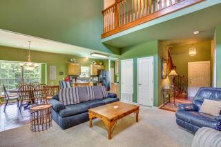 half Mi to Lake Texoma Home with Fire Pit and Grill! - Kingston - 6