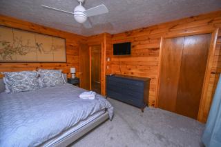 Zen Den - McHenry - 2