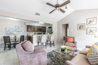 Frisco Elegance Retreat - Frisco - 9