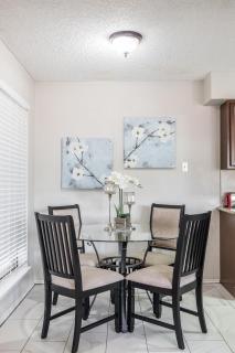 Frisco Elegance Retreat - 4