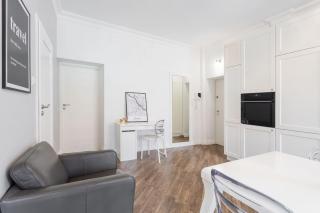 Urban Chic -One Bedroom Apartment - Warsaw Stays - Podwale - Warsaw - 9