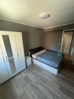 piso a un paso centro con zona aparcamiento gratuita - Santander - 1