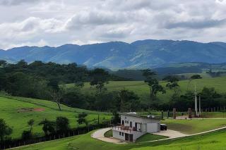 Vila Santa Cruz Cunha com Vista Exuberante - Cunha - 0