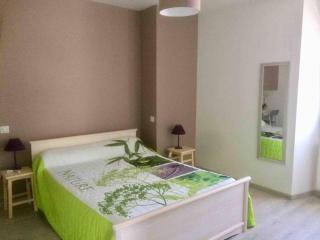GITE URSUYA Rez de jardin et de plain-pied - Hasparren - 2