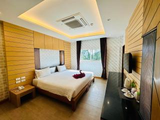 Anda Beachside Hotel - Karon Beach - 1