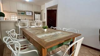 Bombas/ Bombinhas, a 50m do Mar, Apartamento 2 quartos, com churrasqueira na sacada, Ar e Wi-fi - Bombinhas - 7