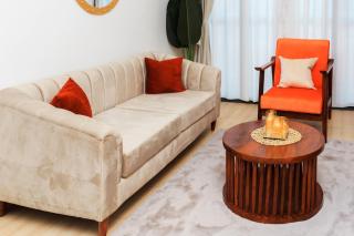 Cozy Luxe Apartment - 0