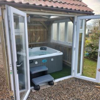 The Granary Thirsk Luxury Holiday Cottage Barn - 4