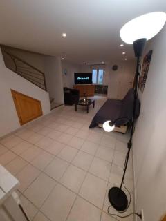 T2,PATIO avec jacuzzi,PISCINE 100m2 au pied du Luberon - Cheval-Blanc - 3