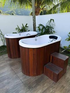 Casa de alto padrão, com 5 suítes, a 50m praia de Barequeçaba - 8