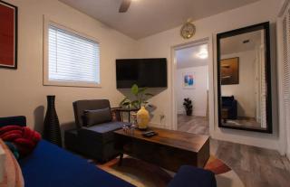 The Myrlande Dinvil Guest Suite - 1
