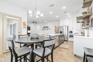 Lone Star Escape - 1