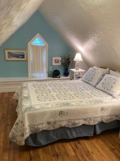 West Gate Bed and Breakfast - 6