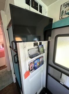 Blue Diamond RV at Diamond Glamping - 9