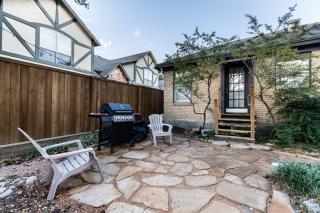 Lower Greenville Estate - Dallas - 8