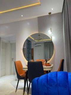 Exquisitely furnished 2 bedroom apartment - Lekki - 7
