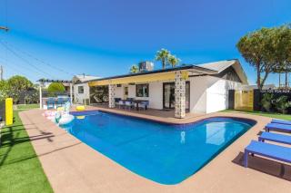 Sophisticated Luxury W Heated Pool, Ev Charger - Scottsdale - 9