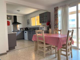 Superbe T3 avec loggias fermées, garage, et wifi à Balaruc-les-Bains, classé 3 étoiles - FR-1-553-216 - Balaruc-les-Bains - 4