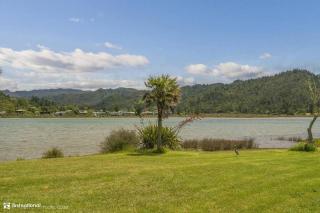 Waterfront luxury tiny house - Tairua - 4