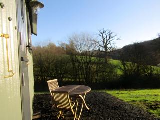 Shepherds Hut Slad Valley Cotswolds - 5