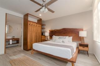 Full Space, 6 Condo Building - 1