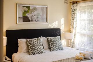 StayAU Cozy Family Comfort Vibrant WIFI 5BRM Glen - 1