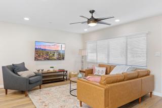 Old Town Oasis - 3BR Home with Fire Pit - Scottsdale - 8