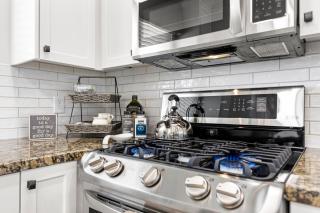 Old Town Oasis - 3BR Home with Fire Pit - Scottsdale - 1