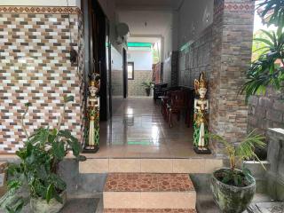 3 bedroom villa with private pool, 7min to beach - Canggu - 0