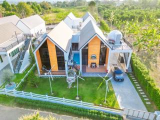 Doratahill khaoyai - Pong Talong - 1