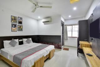 Collection O Elite Residency - 8