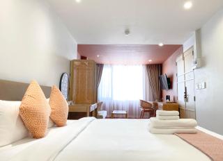 SO Zen Hotel Silom Bangkok - Bang Rak - 1