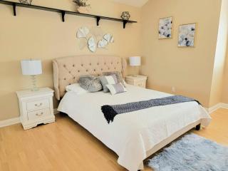 Majestic Anaheim Panorama Hill Home With Sunset - Anaheim - 2