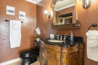 Majestic Anaheim Panorama Hill Home With Sunset - Anaheim - 1