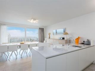 Apartment by the Beach with Panoramic Views - 0
