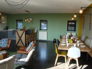 Rural holiday home with outdoor pool & sauna - 3