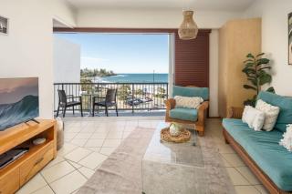 Kings Beach Top Floor Unit With Private Rooftop - 1