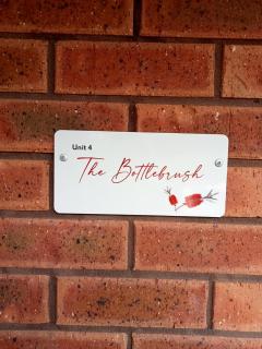 The Bottlebrush - Tumut - 9