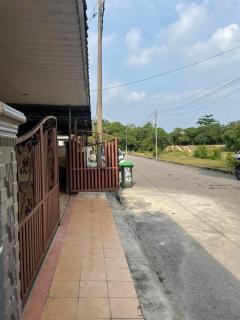 Aqil Homestay Lunas Kulim for Mslim only - Lunas - 5