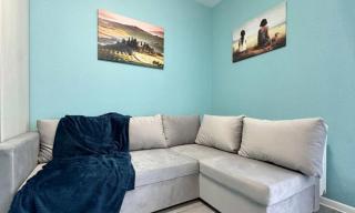 Hollotomb Apartment - - 1