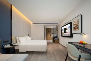 Atour Hotel Wuxi East Station Yingyuehu Park Metro Station - Wuxi - 2