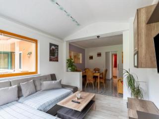 Attractive apartment with terrace - 8