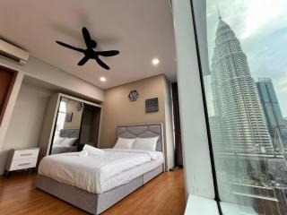 Sky Suites at KLCC by Mitstay - 1